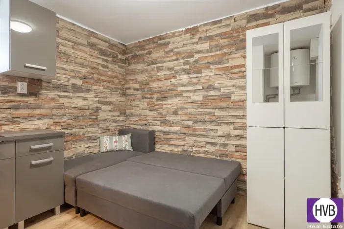 Prodej bytu 1+kk, Praha, Chvalská, 11 m2