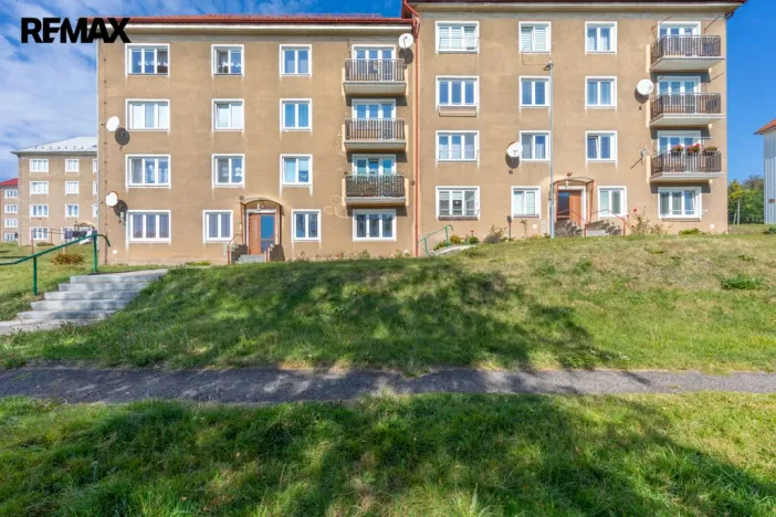 Pronájem bytu 1+1, Meziboří, Májová, 33 m2