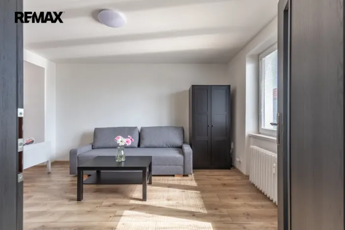 Pronájem bytu 1+1, Meziboří, Májová, 33 m2