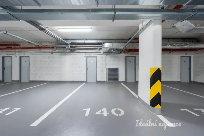 Pronájem bytu 1+kk, Praha - Hloubětín, Poděbradská, 37 m2