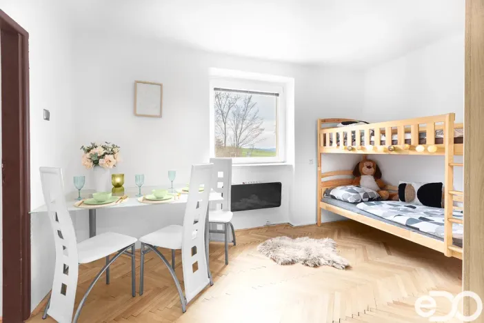 Prodej bytu 3+1, Chocerady - Komorní Hrádek, 83 m2