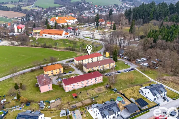 Prodej bytu 3+1, Chocerady - Komorní Hrádek, 83 m2