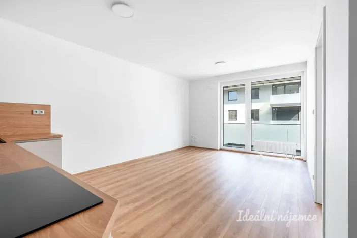 Pronájem bytu 2+kk, Praha - Prosek, Čakovická, 52 m2