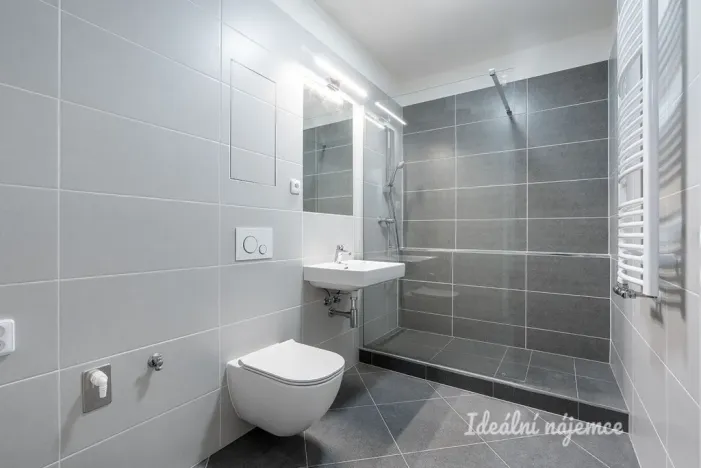 Pronájem bytu 2+kk, Praha - Prosek, Čakovická, 52 m2