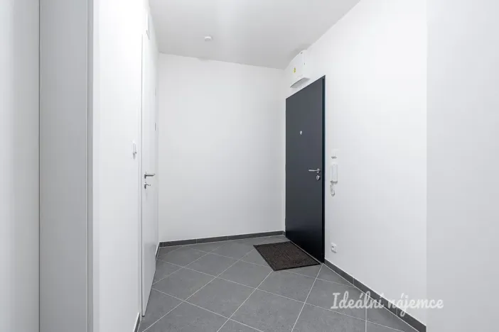 Pronájem bytu 2+kk, Praha - Prosek, Čakovická, 52 m2