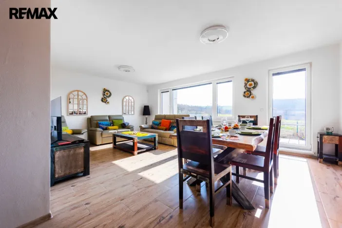 Prodej rodinného domu, Šumná, 200 m2