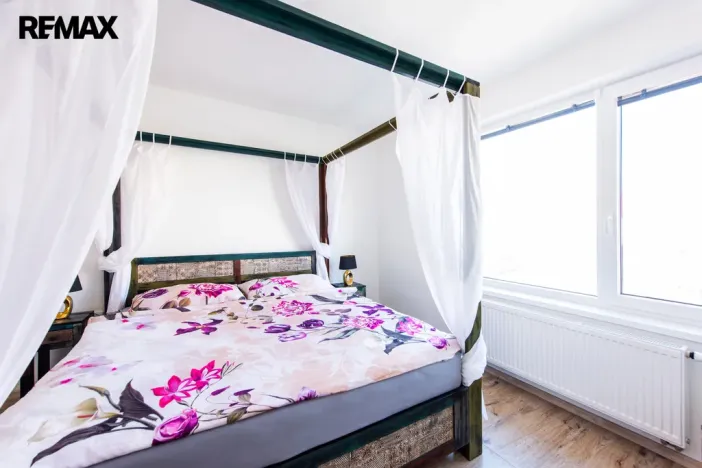 Prodej rodinného domu, Šumná, 200 m2