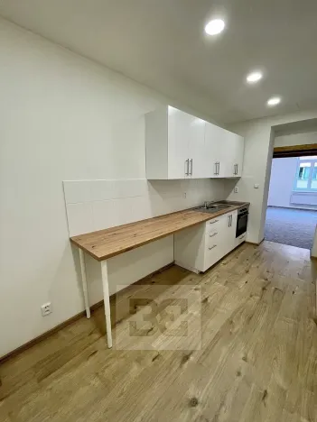 Pronájem bytu 1+1, Praha - Libeň, Kovářská, 30 m2