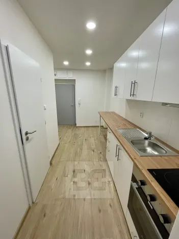 Pronájem bytu 1+1, Praha - Libeň, Kovářská, 30 m2