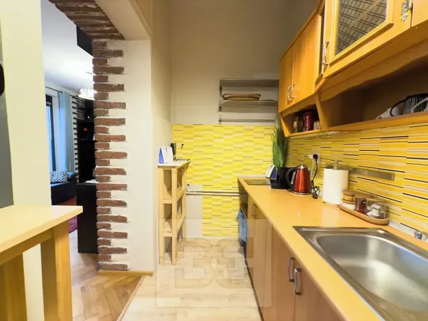 Pronájem bytu 1+1, Praha - Smíchov, Na Skalce, 35 m2