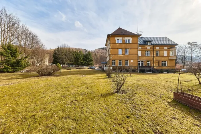 Prodej bytu 2+kk, Svoboda nad Úpou, Úpská, 48 m2