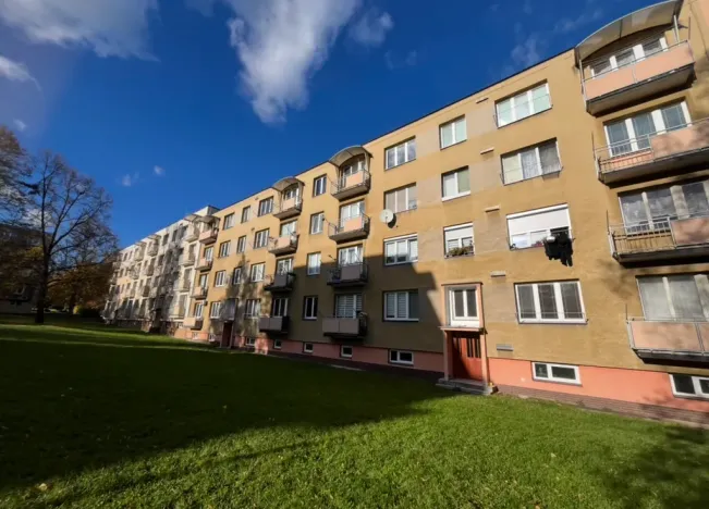 Pronájem bytu 2+1, Ústí nad Labem - Bukov, Školní, 53 m2