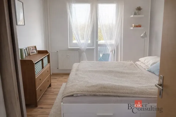 Pronájem bytu 2+kk, Hradec Králové - Kukleny, Pražská třída, 47 m2