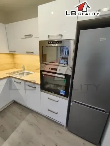 Pronájem bytu 2+kk, Kolín, Politických vězňů, 58 m2