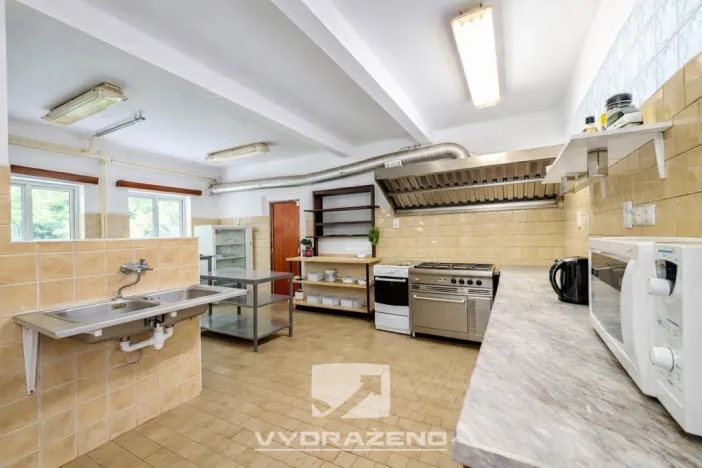 Prodej chalupy, Dolní Dvůr, 280 m2