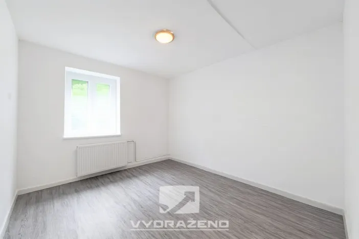 Prodej ubytování, Dolní Dvůr, 280 m2