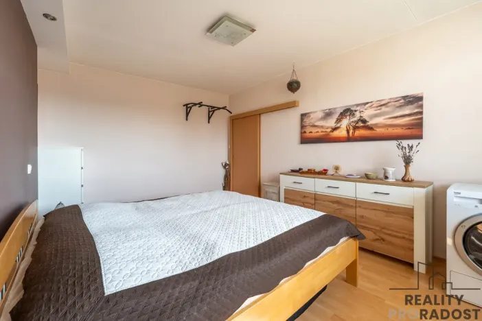 Prodej bytu 3+1, Hustopeče, Masarykovo nám., 72 m2