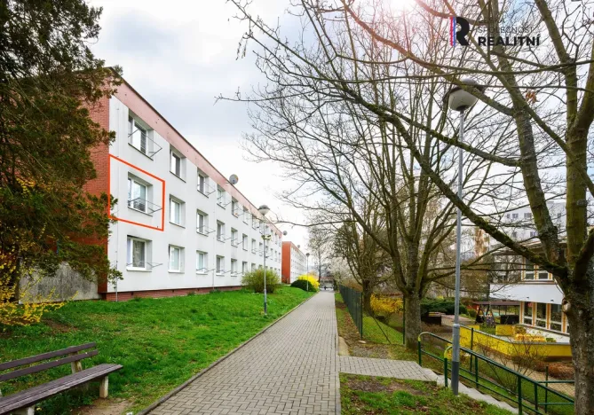 Pronájem bytu 2+kk, Zlín, Javorová, 34 m2