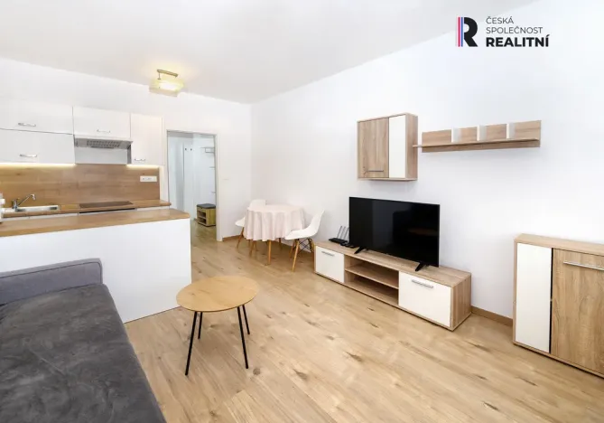 Pronájem bytu 2+kk, Zlín, Javorová, 34 m2