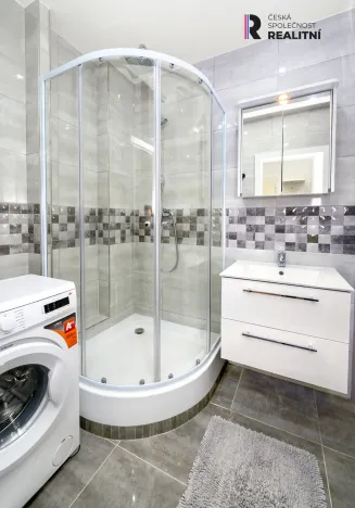 Pronájem bytu 2+kk, Zlín, Javorová, 34 m2