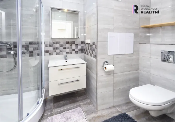 Pronájem bytu 2+kk, Zlín, Javorová, 34 m2