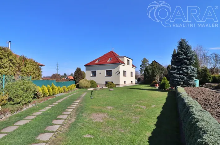 Prodej rodinného domu, Statenice - Černý Vůl, Kralupská, 210 m2