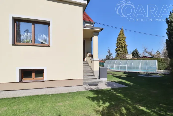 Prodej rodinného domu, Statenice - Černý Vůl, Kralupská, 210 m2