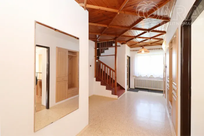 Prodej rodinného domu, Statenice - Černý Vůl, Kralupská, 210 m2