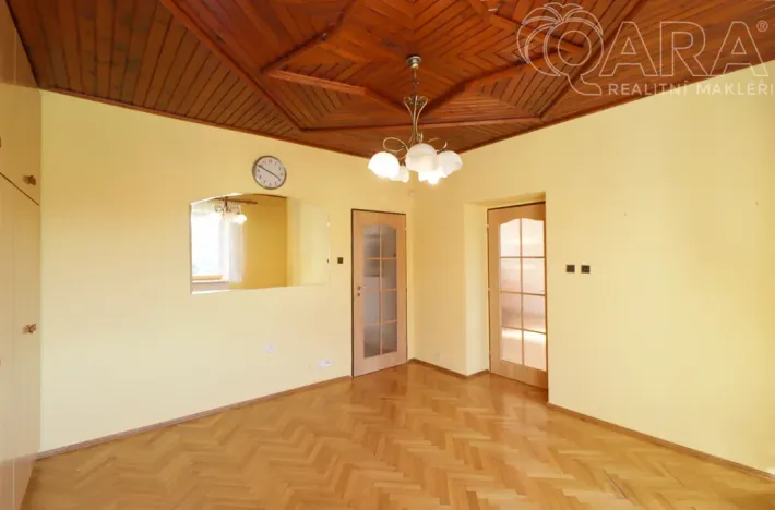 Prodej rodinného domu, Statenice - Černý Vůl, Kralupská, 210 m2