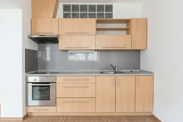 Pronájem bytu 1+kk, Děčín, Teplická, 29 m2