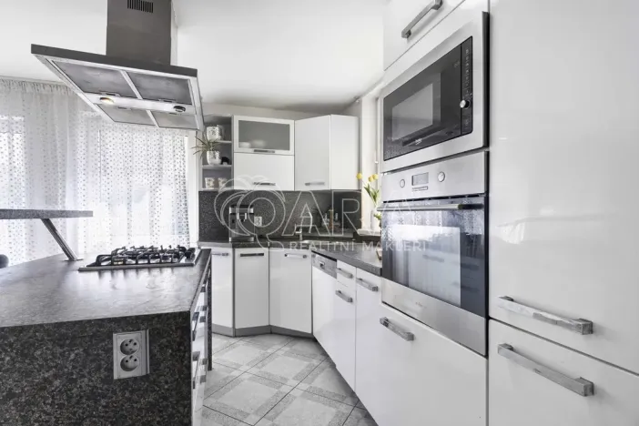 Prodej rodinného domu, Průhonice, U Cihelny, 200 m2