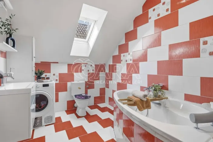 Prodej rodinného domu, Průhonice, U Cihelny, 200 m2