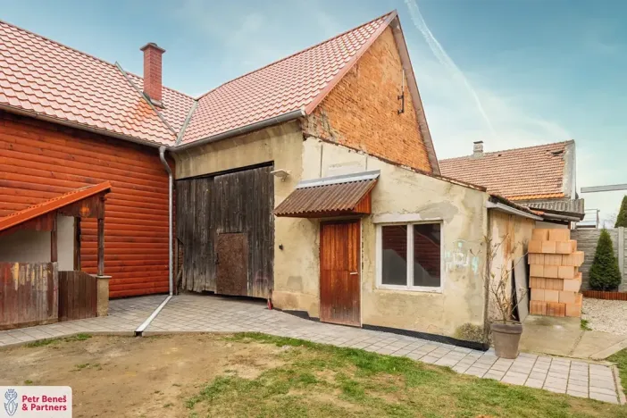 Prodej rodinného domu, Kolešov, 198 m2