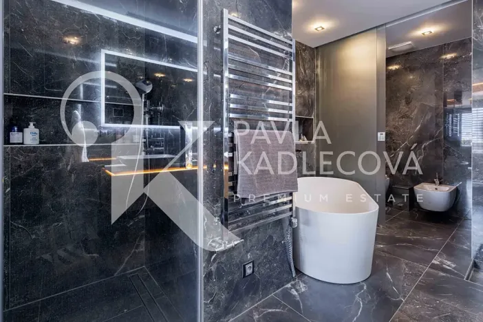 Prodej bytu 4+kk, Praha - Karlín, 120 m2