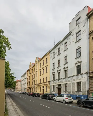 Pronájem bytu 1+kk, Praha - Smíchov, Holečkova, 26 m2