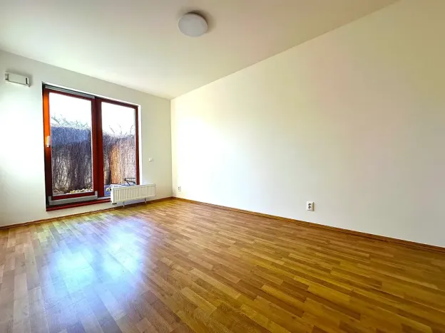 Pronájem bytu 2+kk, Praha - Holešovice, Varhulíkové, 53 m2