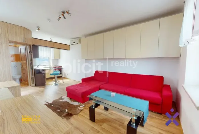 Pronájem rodinného domu, Zlín, Pod Vrškem, 36 m2