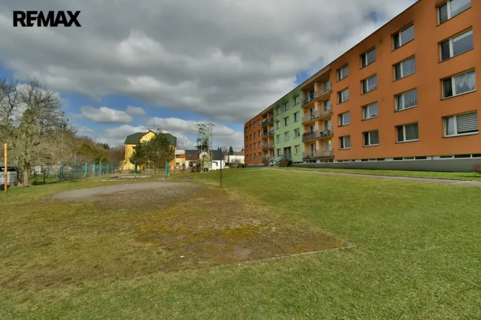 Prodej bytu 2+1, Velké Poříčí, Na Škvárovně, 44 m2