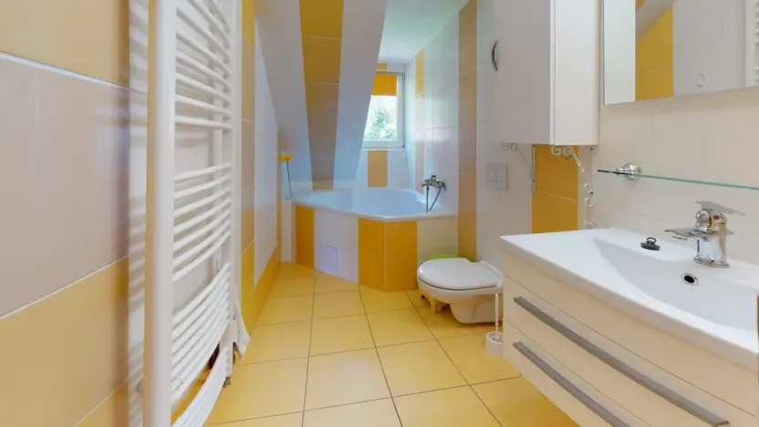 Prodej bytu 2+1, Karlovy Vary, Nebozízek, 62 m2