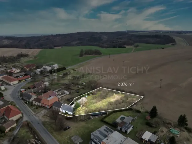 Prodej pozemku pro bydlení, Bousín, 2376 m2