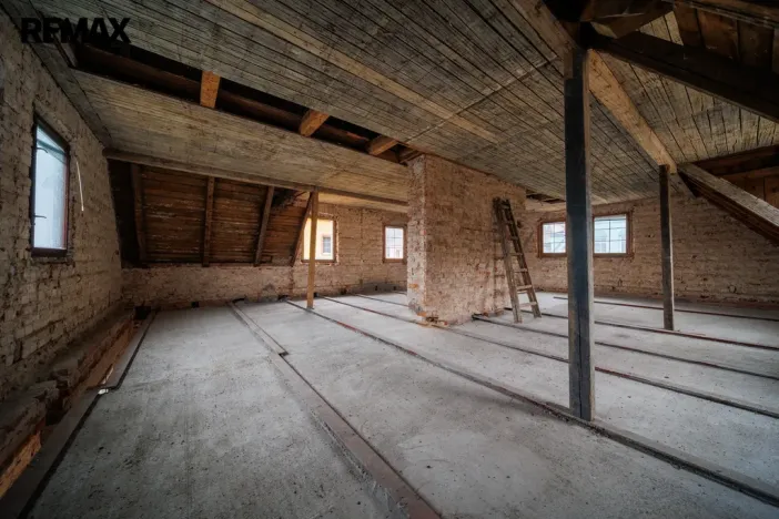 Prodej rodinného domu, Karlovy Vary, Fügnerova, 474 m2