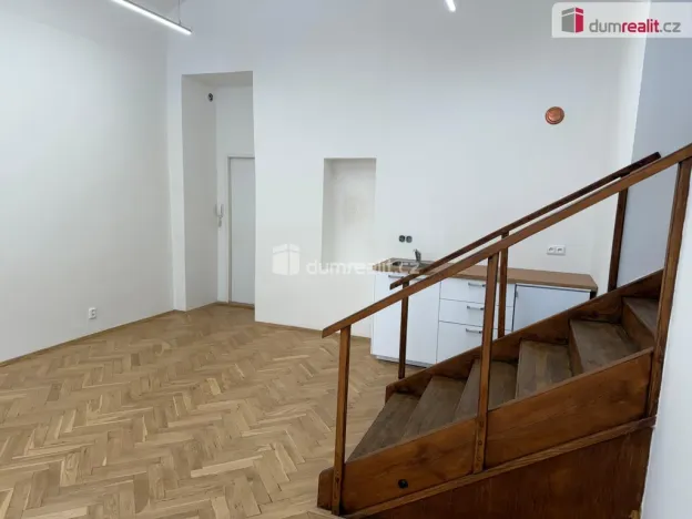 Pronájem kanceláře, Praha - Nové Město, Školská, 80 m2