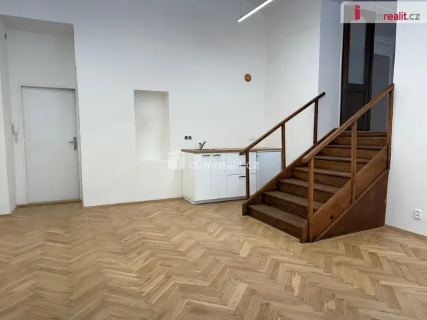 Pronájem kanceláře, Praha - Nové Město, Školská, 80 m2