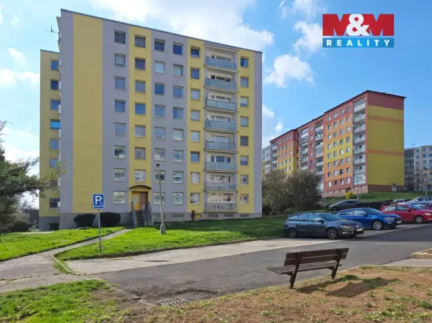 Pronájem bytu 1+kk, Ústí nad Labem - Krásné Březno, Neštěmická, 32 m2