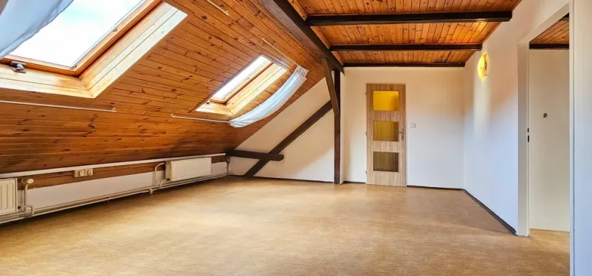 Pronájem kanceláře, Brno, Valchařská, 59 m2