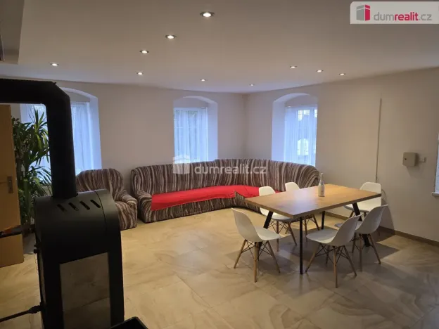 Prodej rodinného domu, Dolní Bousov, 230 m2