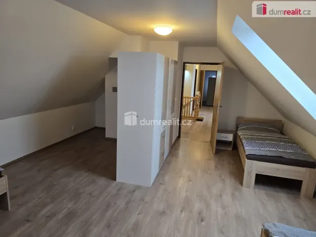 Prodej rodinného domu, Dolní Bousov, 230 m2