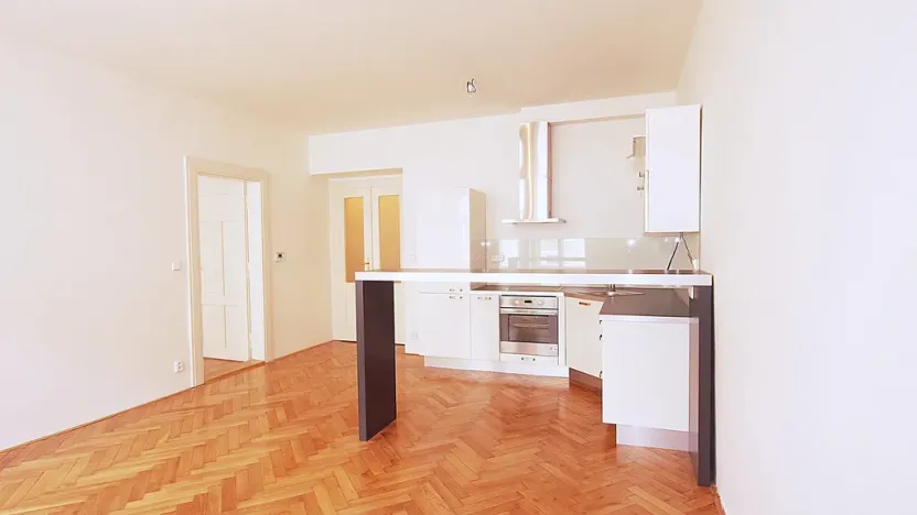 Pronájem bytu 3+kk, Praha - Vršovice, Bulharská, 85 m2