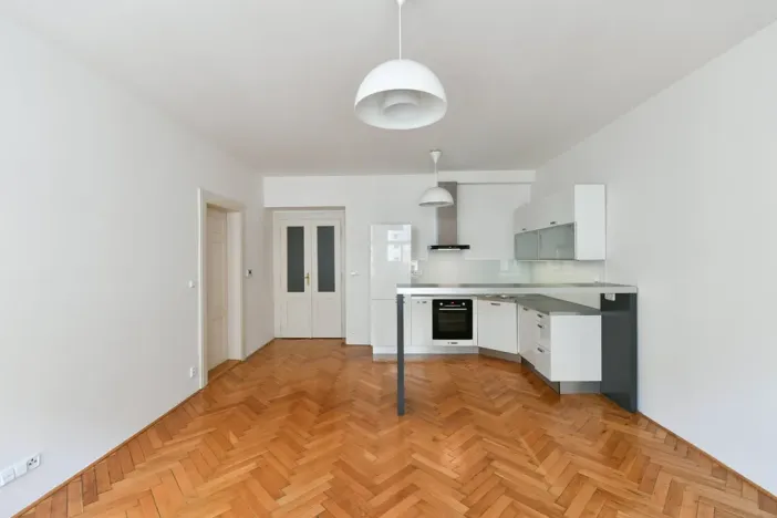 Pronájem bytu 3+kk, Praha - Vršovice, Bulharská, 87 m2