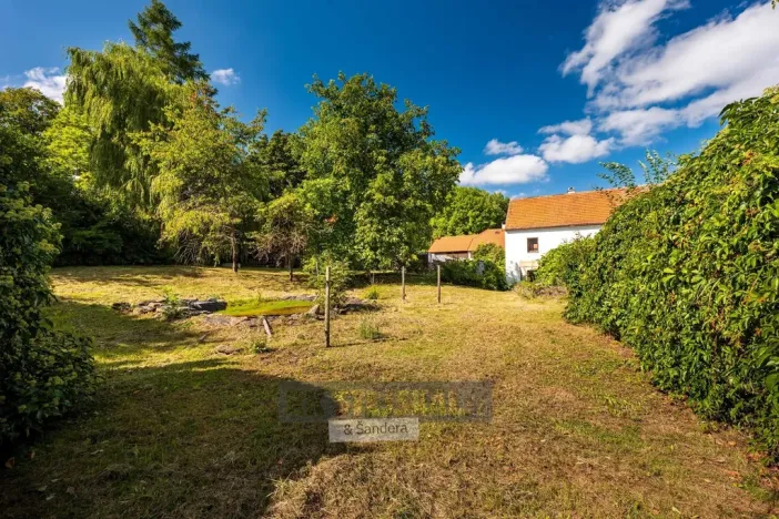 Prodej rodinného domu, Brloh, 430 m2